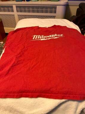 Milwaukee brand shirt red 2X